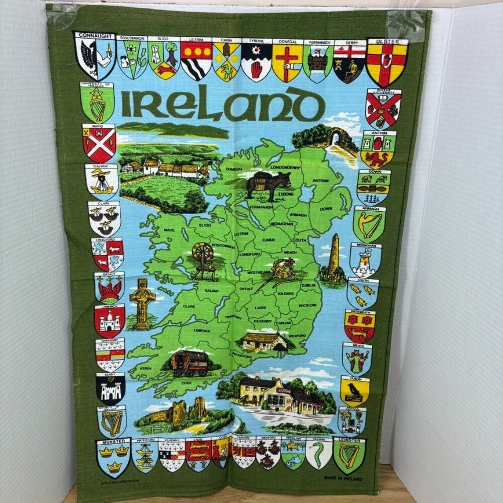 UNUSED Vintage IRELAND MAP Tea Towel Wall Hanging Quote Map 18x28
